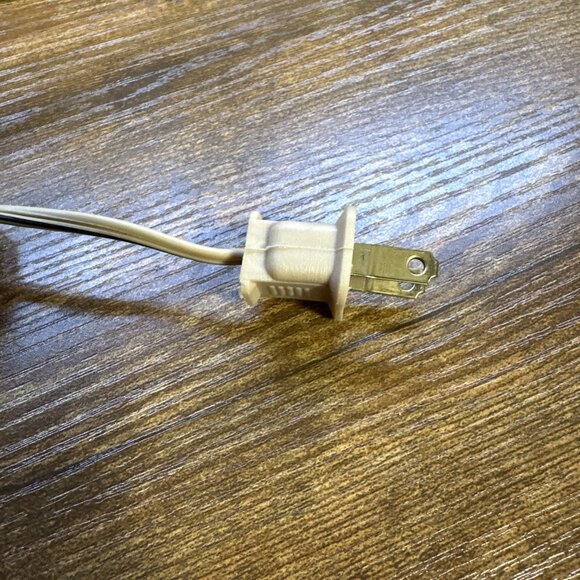 Vintage Christmas Holiday Candelabra 5 Light Window Ivory Drip Candle  WORKS - Picture 9 of 11